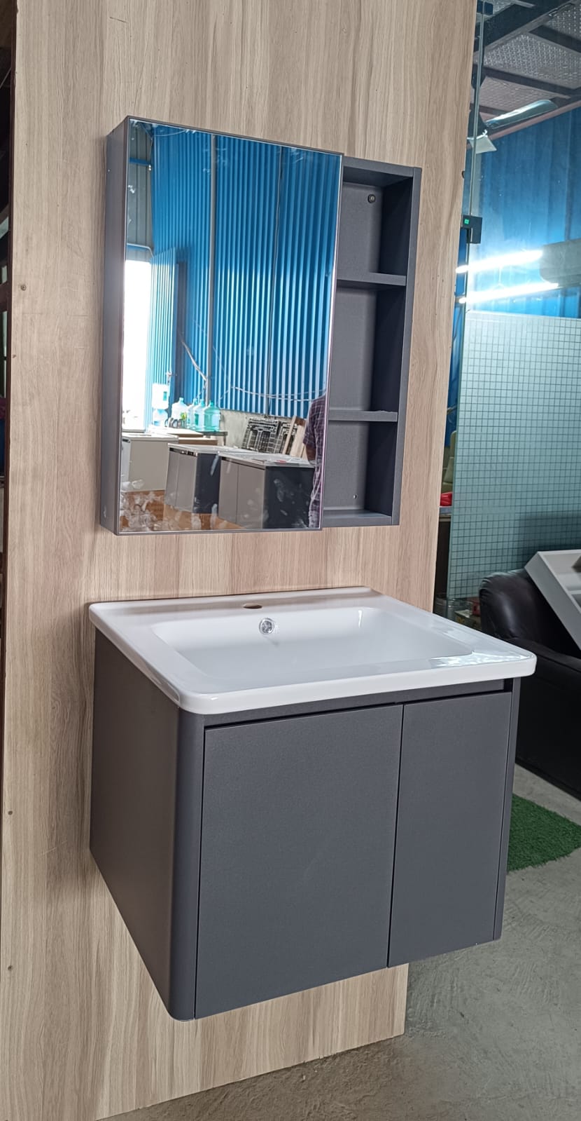 Mizmo Stainless Steel Vanity , S.S 304 , Best Quality , Black, 24″ , 600mm, 201 Model