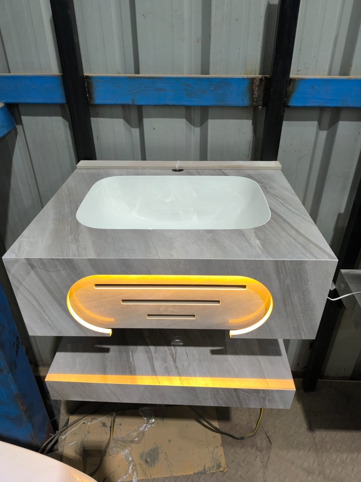 Mizmo Stone Vanity, Under Mount Basin,with LED, 24″, 600*500*200 mm, Model No. – JS 002 (Copy) (Copy)