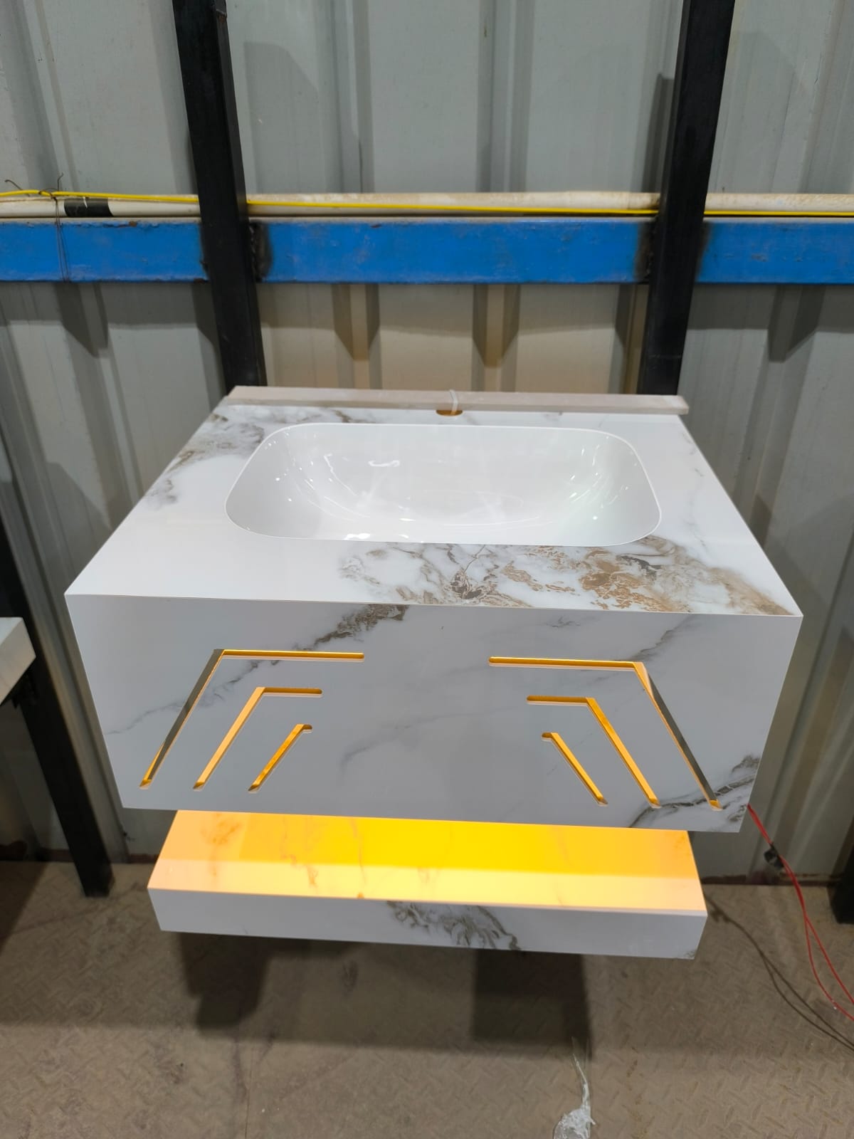 Mizmo Stone Vanity, Under Mount Basin,with LED, 24″, 600*500*200 mm, Model No. – JS 021 (Copy)