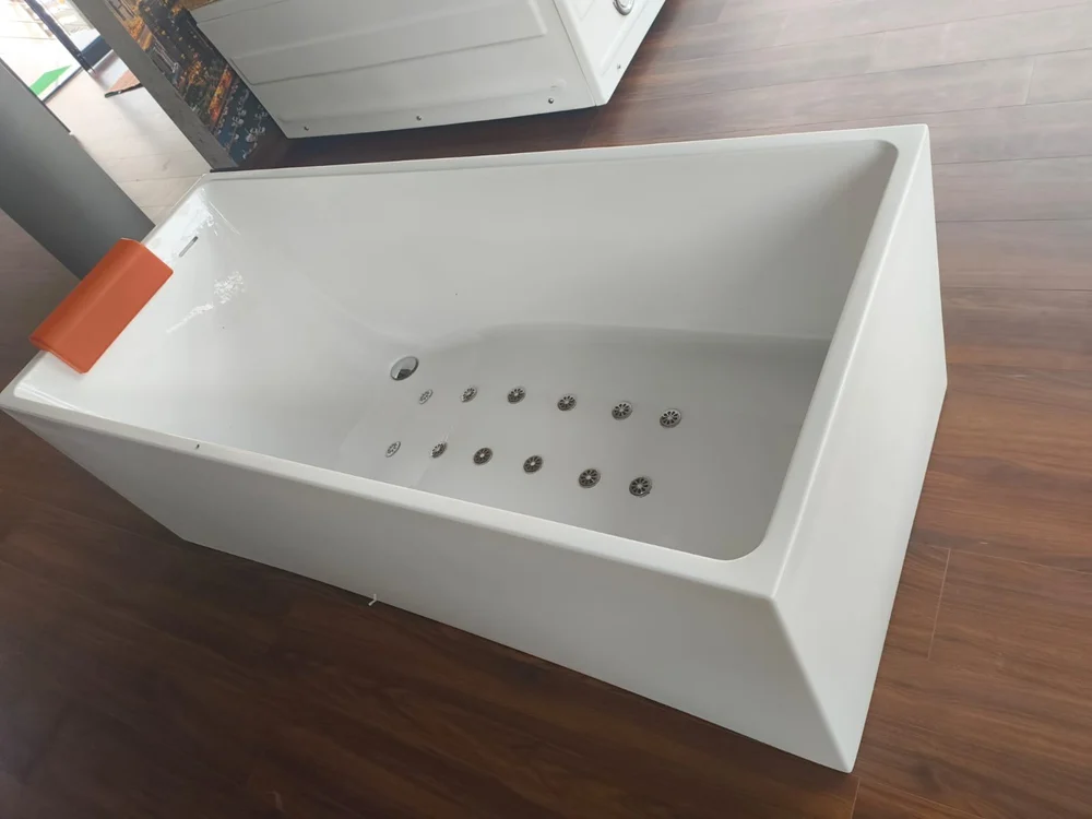MIZMO Pure Acrylic Bathtub 1700×800×650 mm – Glossy White | Model CB-8