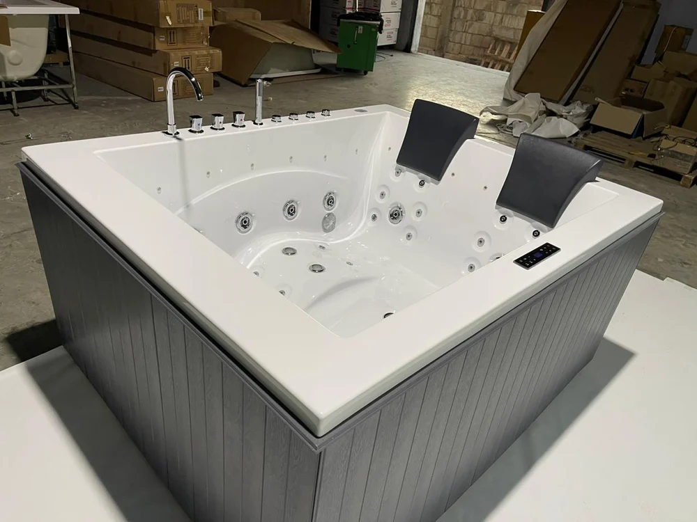 MIZMO Pure Acrylic Bathtub 1800×1500×600 mm – Glossy White | Model SP-731